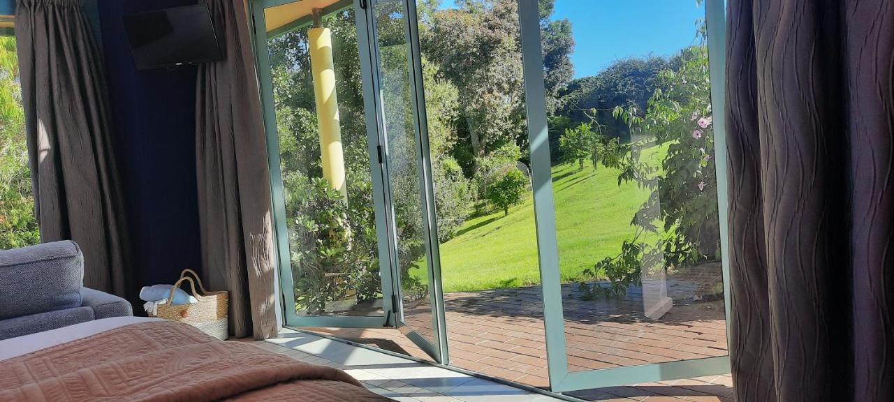 The Quarters Ocean-View Chalet Gisborne Dış mekan fotoğraf